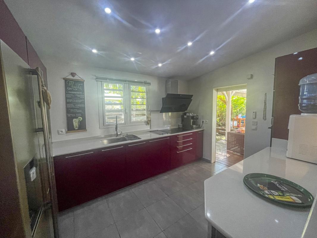 18.Location villa piscine Saint François Guadeloupe_Cuisine